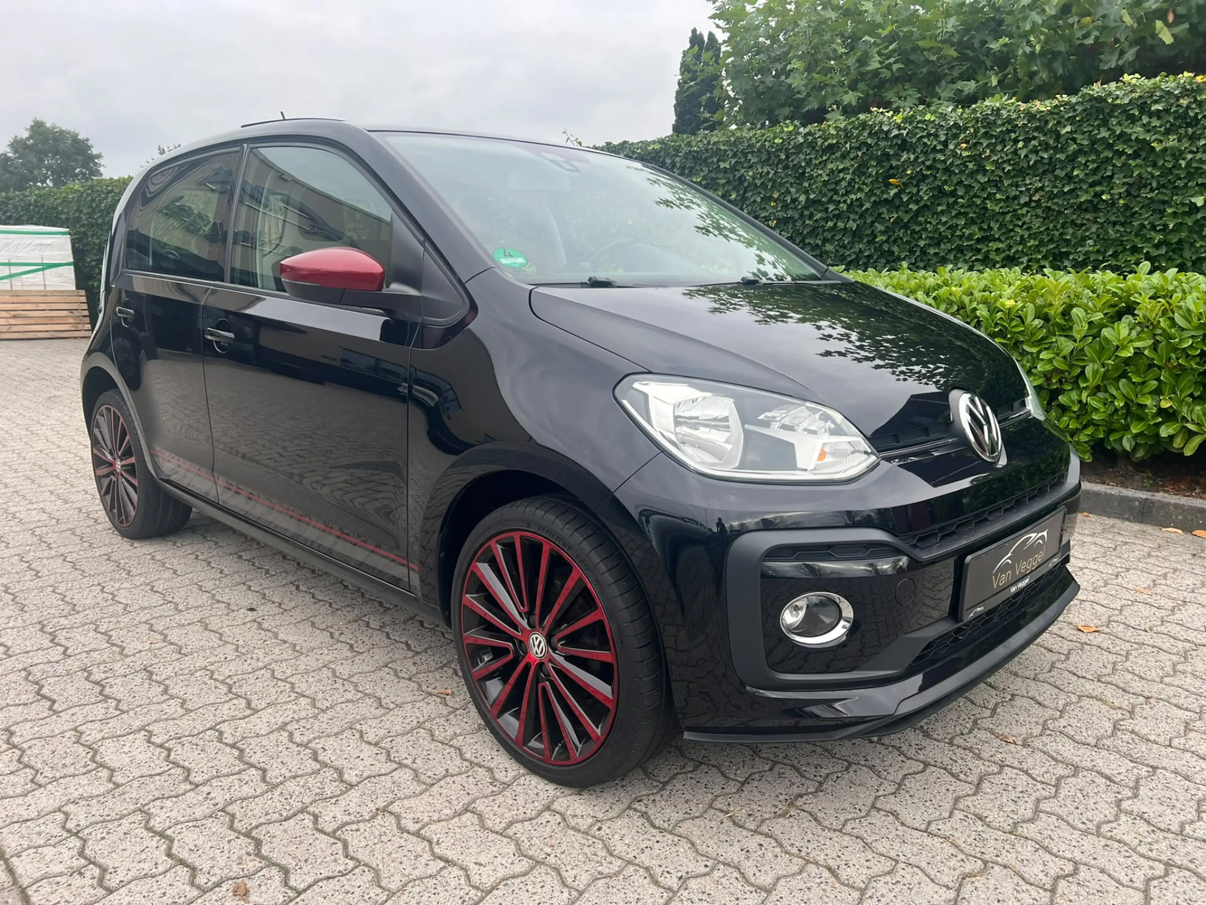 Volkswagen up! 1.0 TSI BMT high up! Special, pano, cruise, camera — photo 23