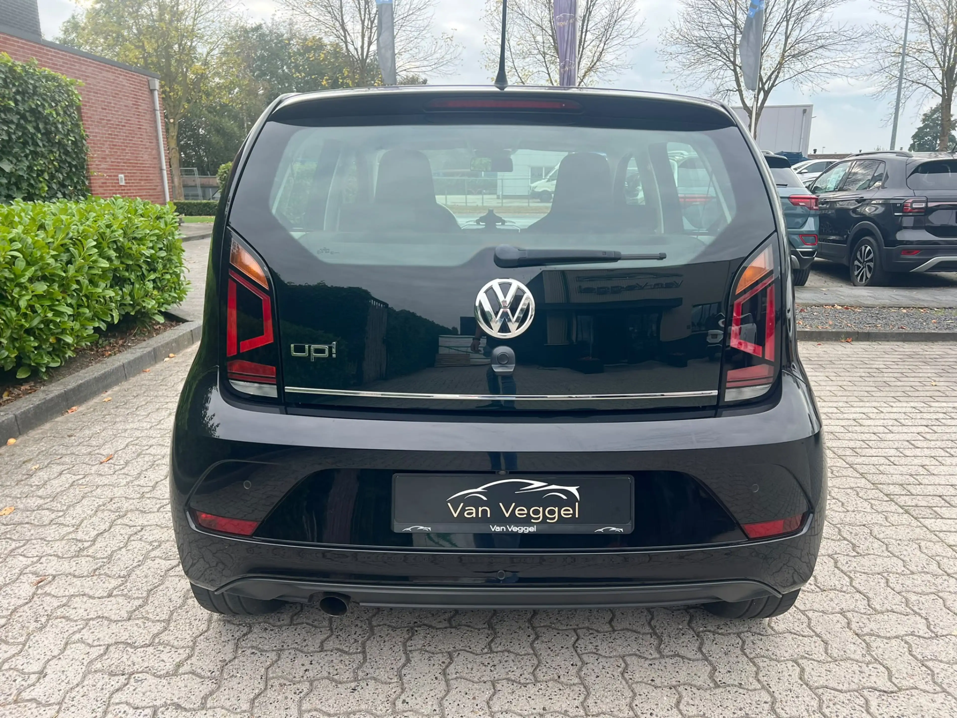 Volkswagen up! 1.0 TSI BMT high up! Special, pano, cruise, camera — photo 13