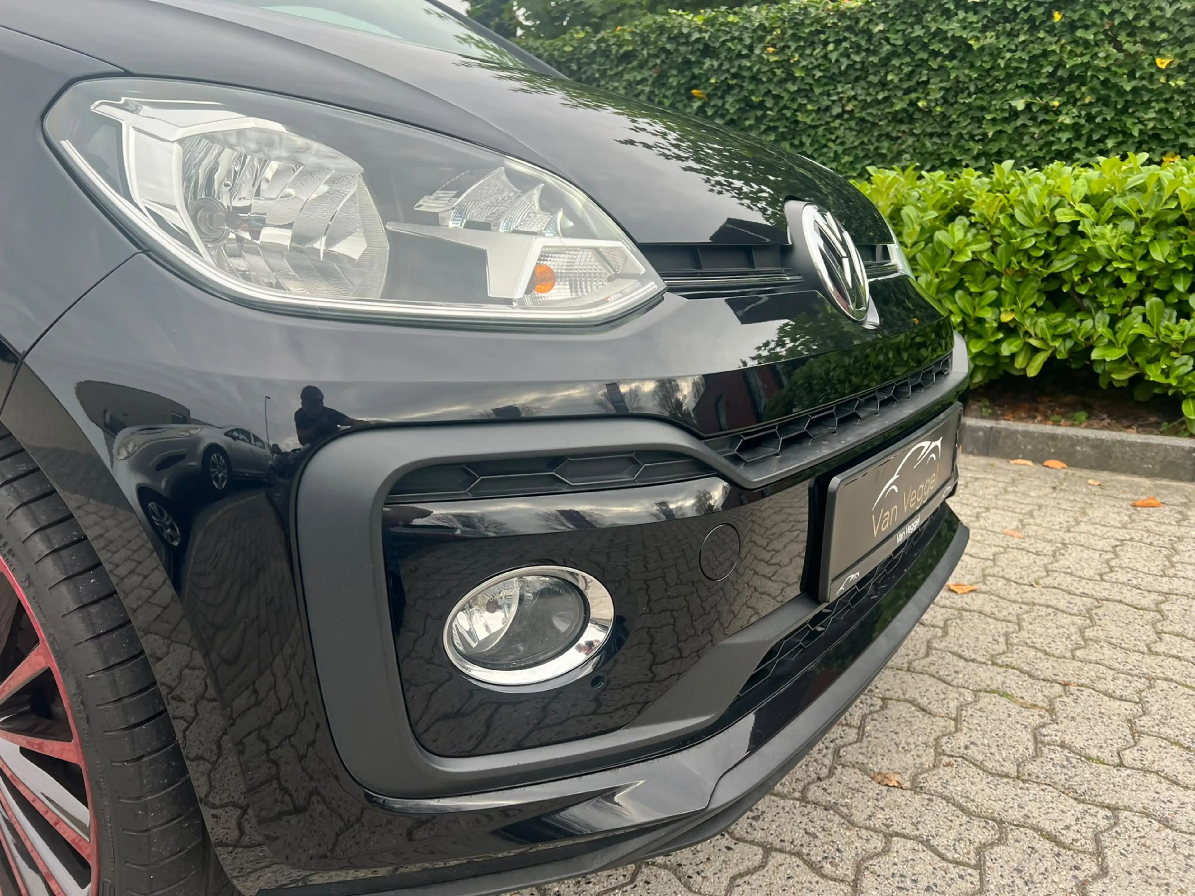 Volkswagen up! 1.0 TSI BMT high up! Special, pano, cruise, camera — photo 19