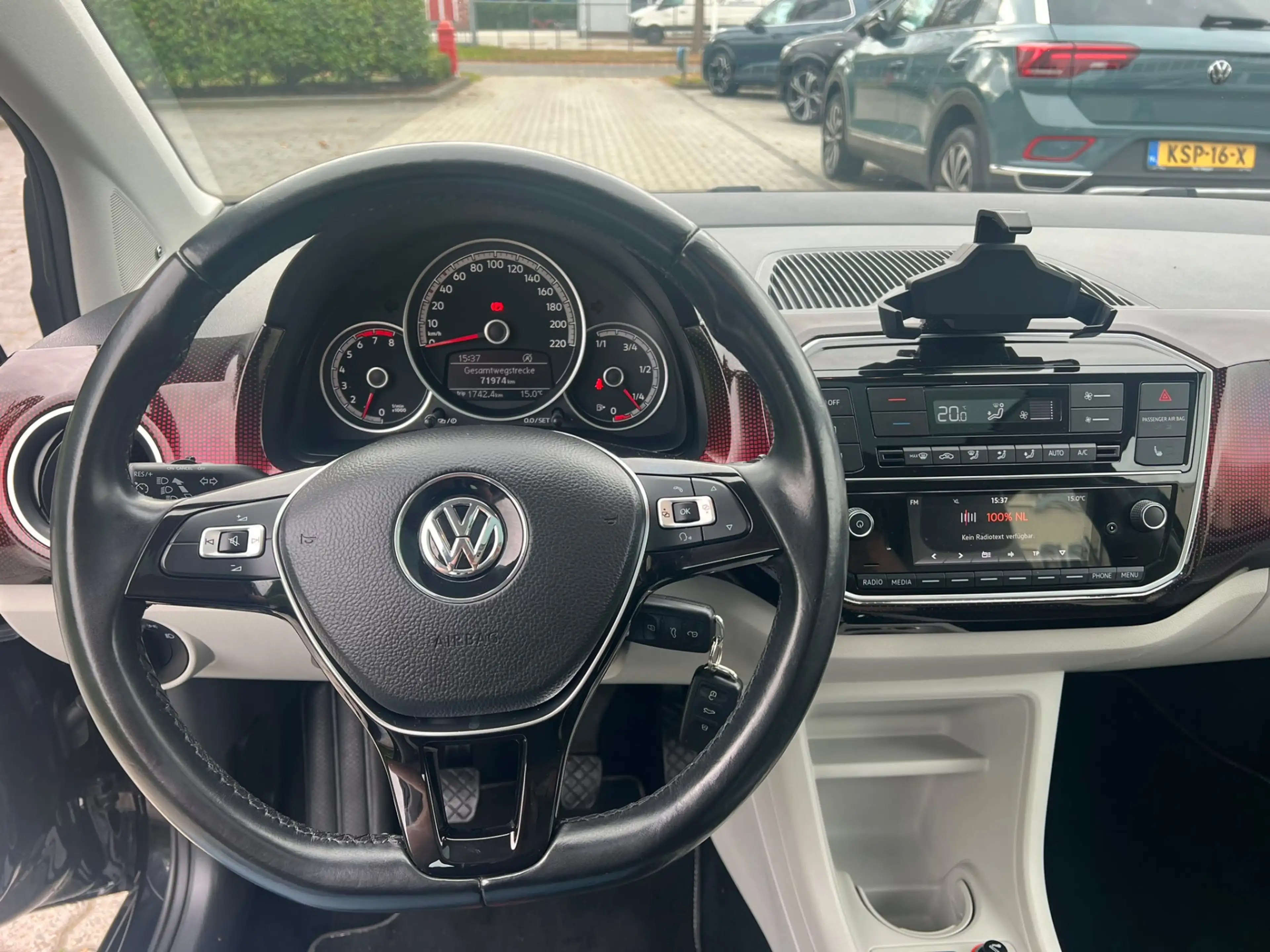 Volkswagen up! 1.0 TSI BMT high up! Special, pano, cruise, camera — photo 11