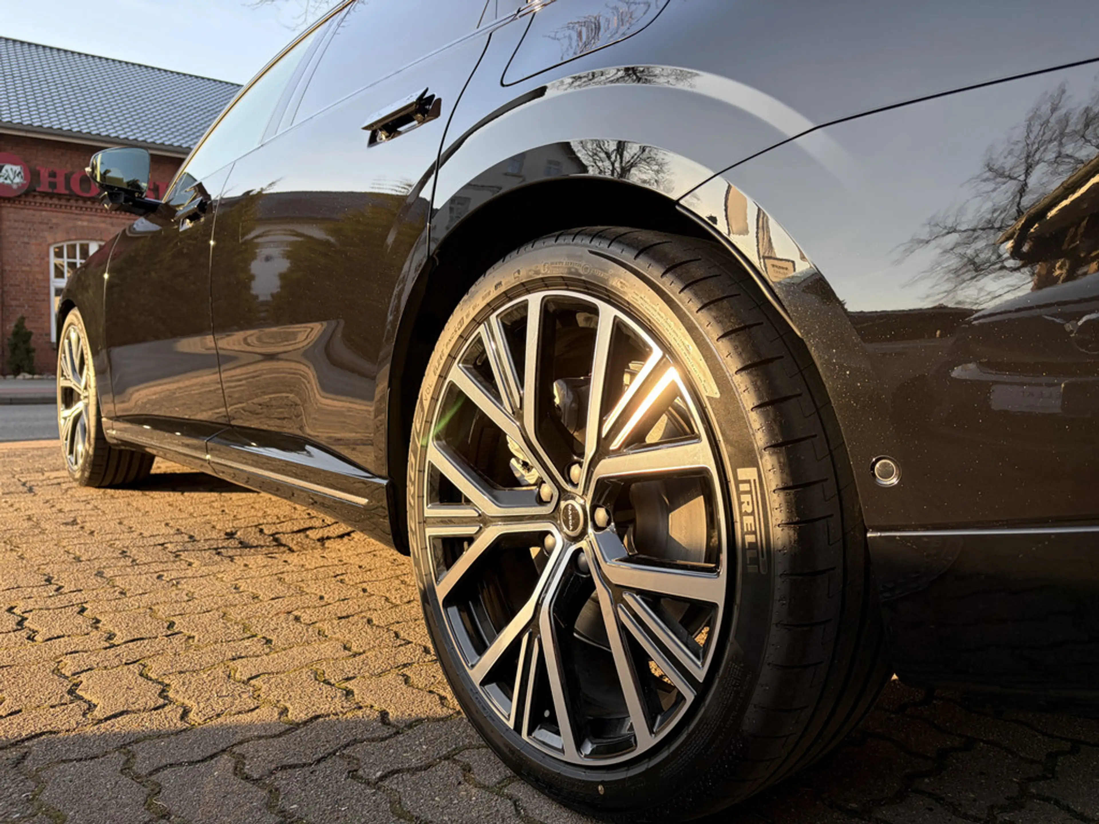 Volvo ES90 Single Motor Extended Range Ultra B&W | PILOT-ASSIST | SOFORT VERFÜGBAR — photo 13