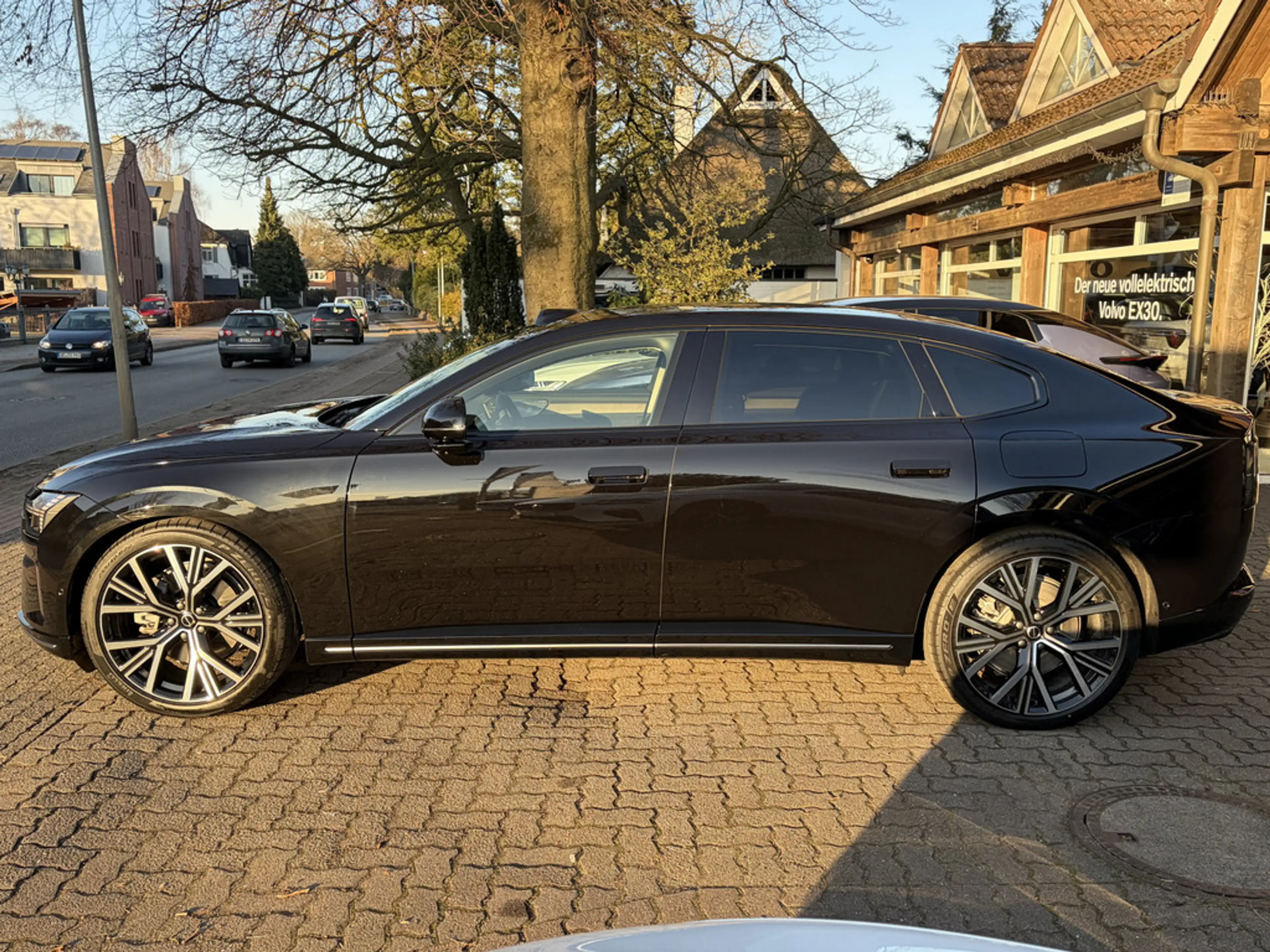 Volvo ES90 Single Motor Extended Range Ultra B&W | PILOT-ASSIST | SOFORT VERFÜGBAR — photo 11