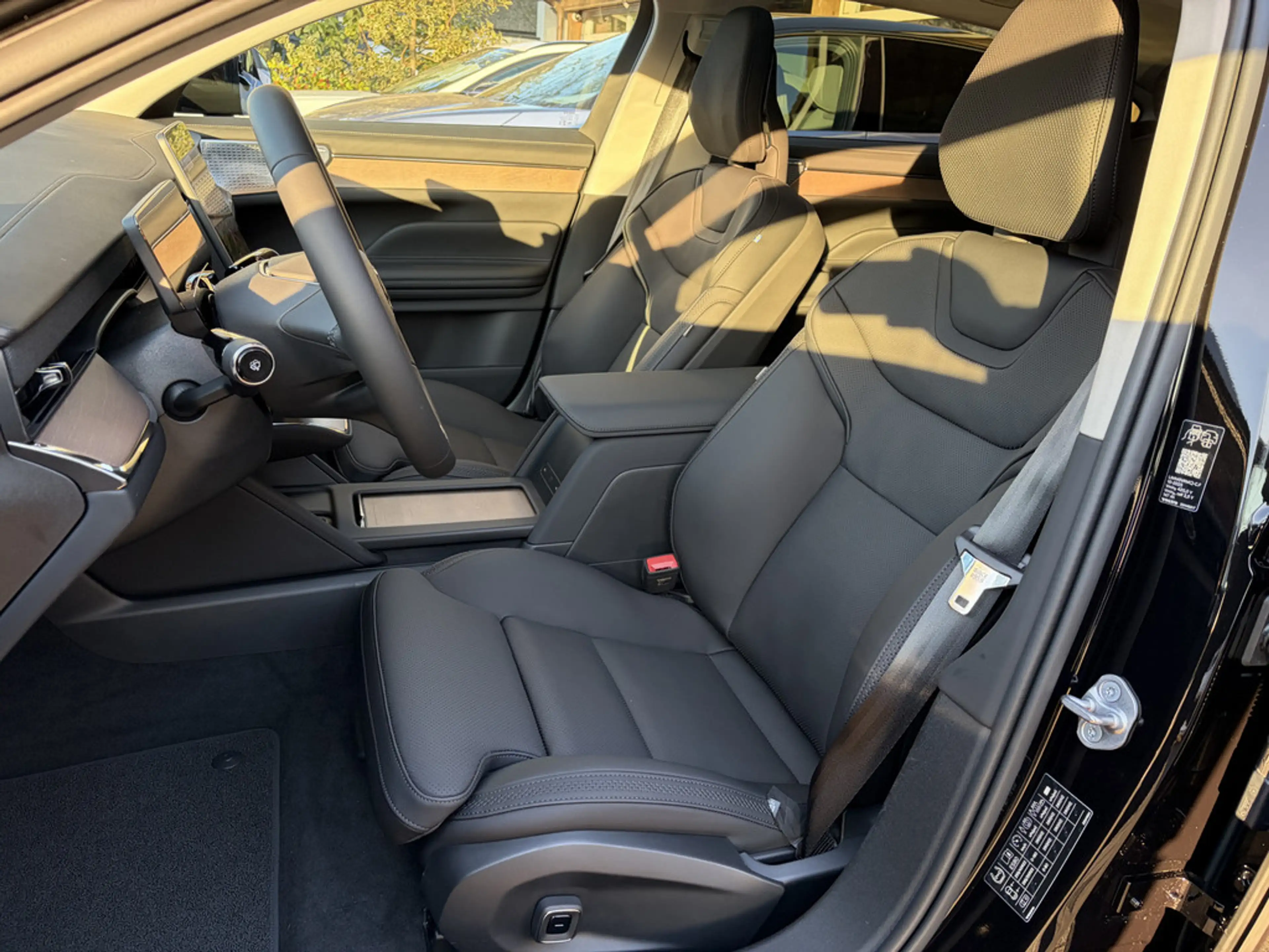 Volvo ES90 Single Motor Extended Range Ultra B&W | PILOT-ASSIST | SOFORT VERFÜGBAR — photo 15