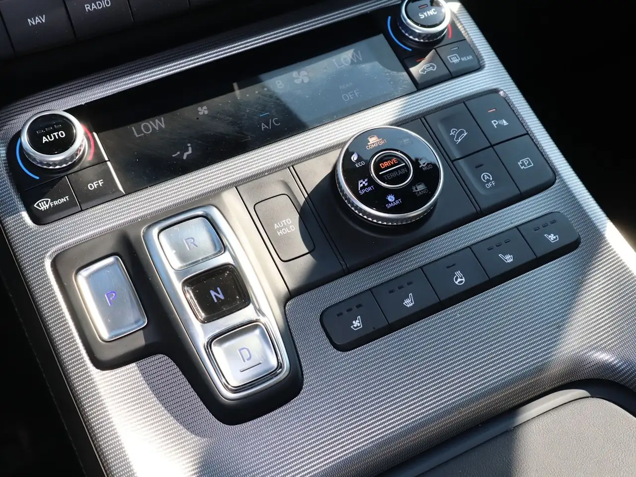 Hyundai PALISADE photo Hyundai PALISADE