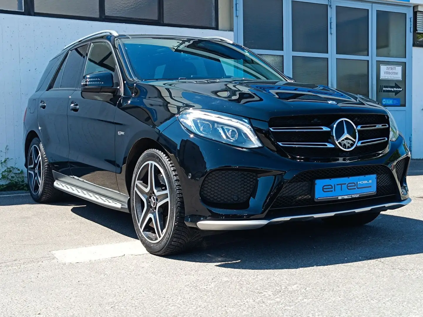 Mercedes-Benz GLE 43 AMG 4M Panorama Leder Navi LED Kamera TWA Black - 2