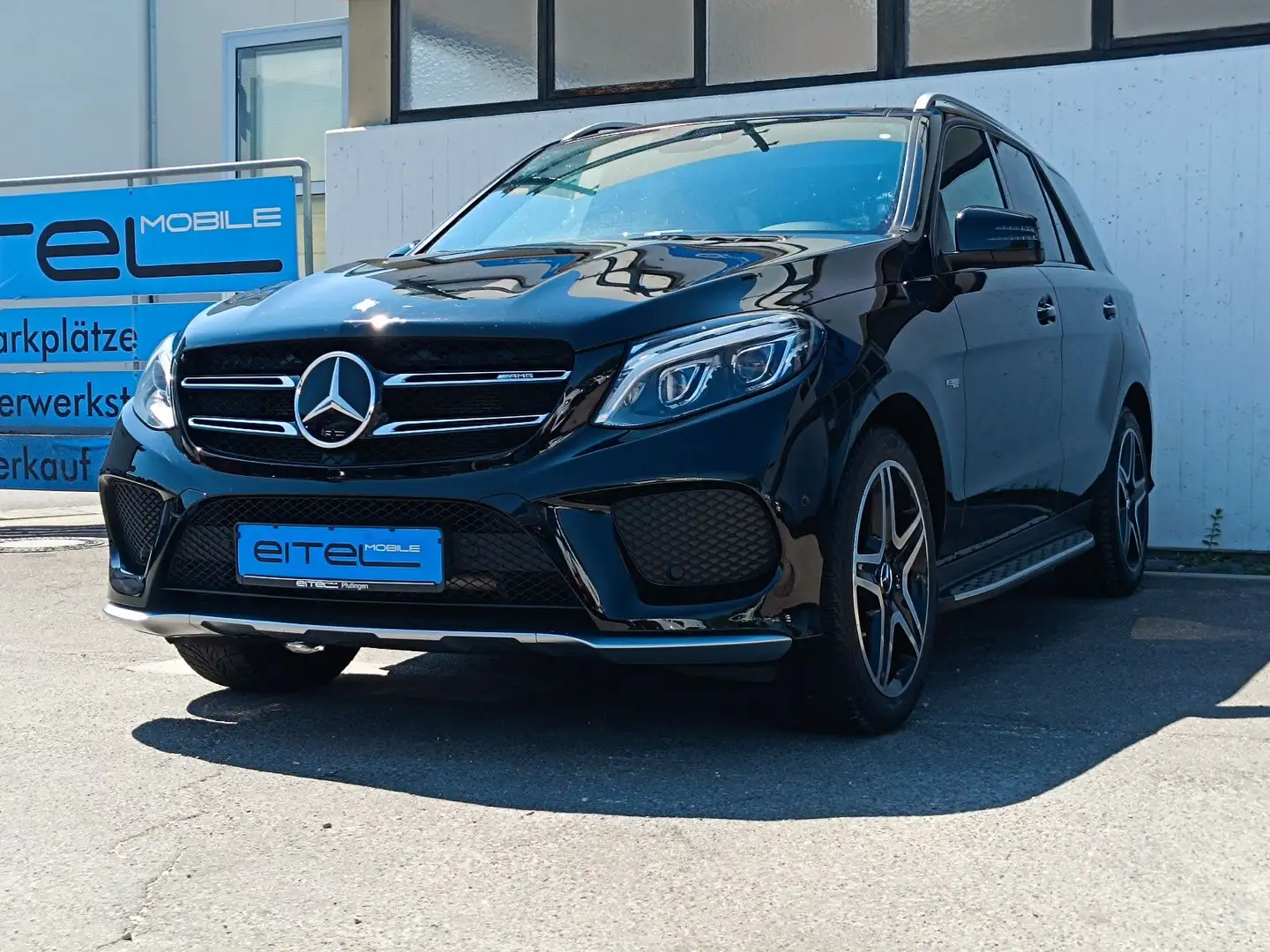Mercedes-Benz GLE 43 AMG 4M Panorama Leder Navi LED Kamera TWA Black - 1