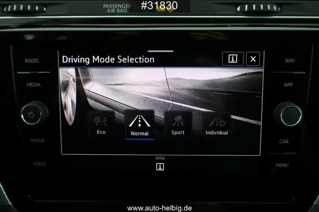 Volkswagen Touran view 21