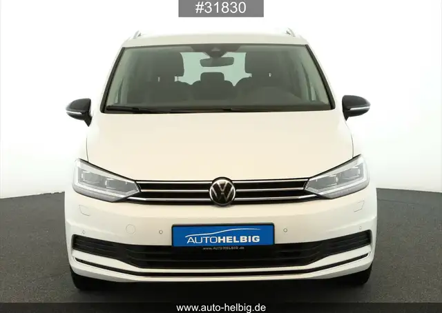 Volkswagen Touran view 9