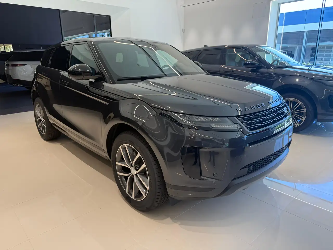 Land Rover Range Rover Evoque 2026