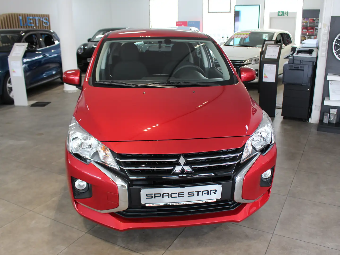 Mitsubishi Space Star Select+ Black Rojo - 1