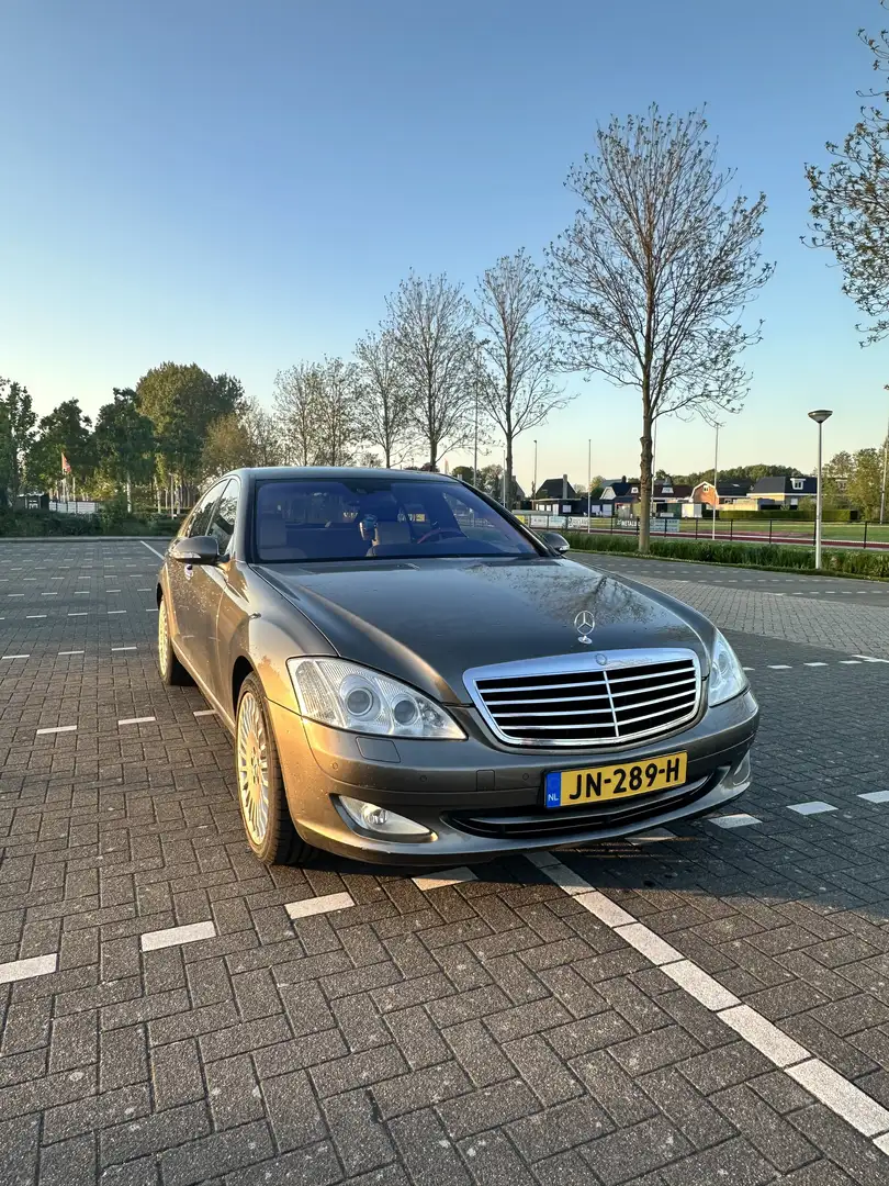 Mercedes-Benz S 500 Mercedes-Benz S-Klasse 5.5 S500AUT 2006 Grijs - 1