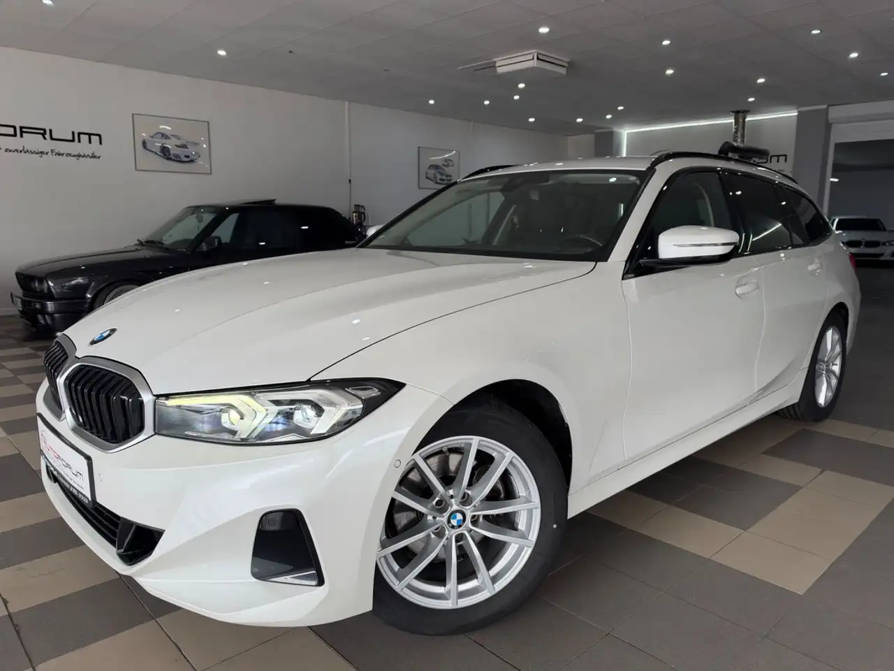 BMW 320
