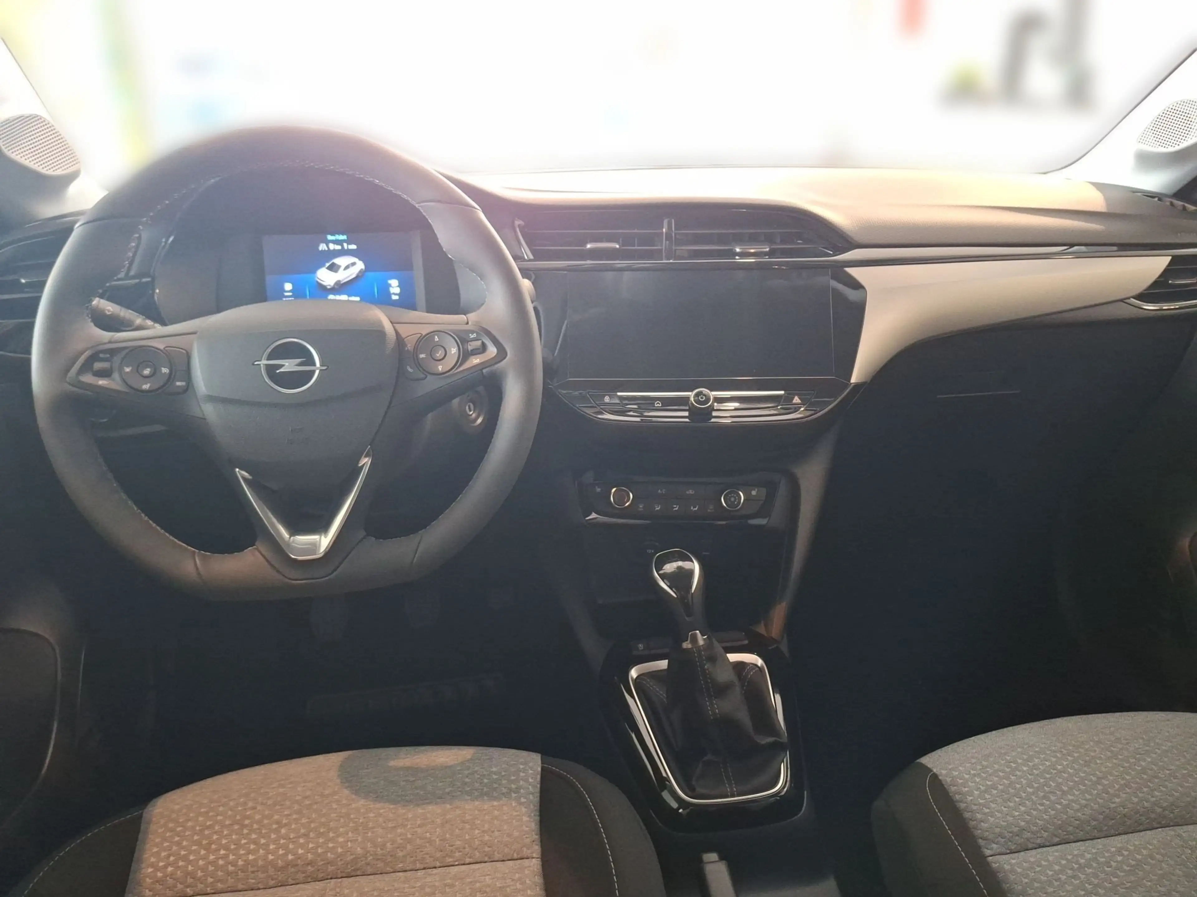 Opel Corsa F 1.2 LED+SHZ+Fernlichtass.+Kam.+LM+PDC — photo 15