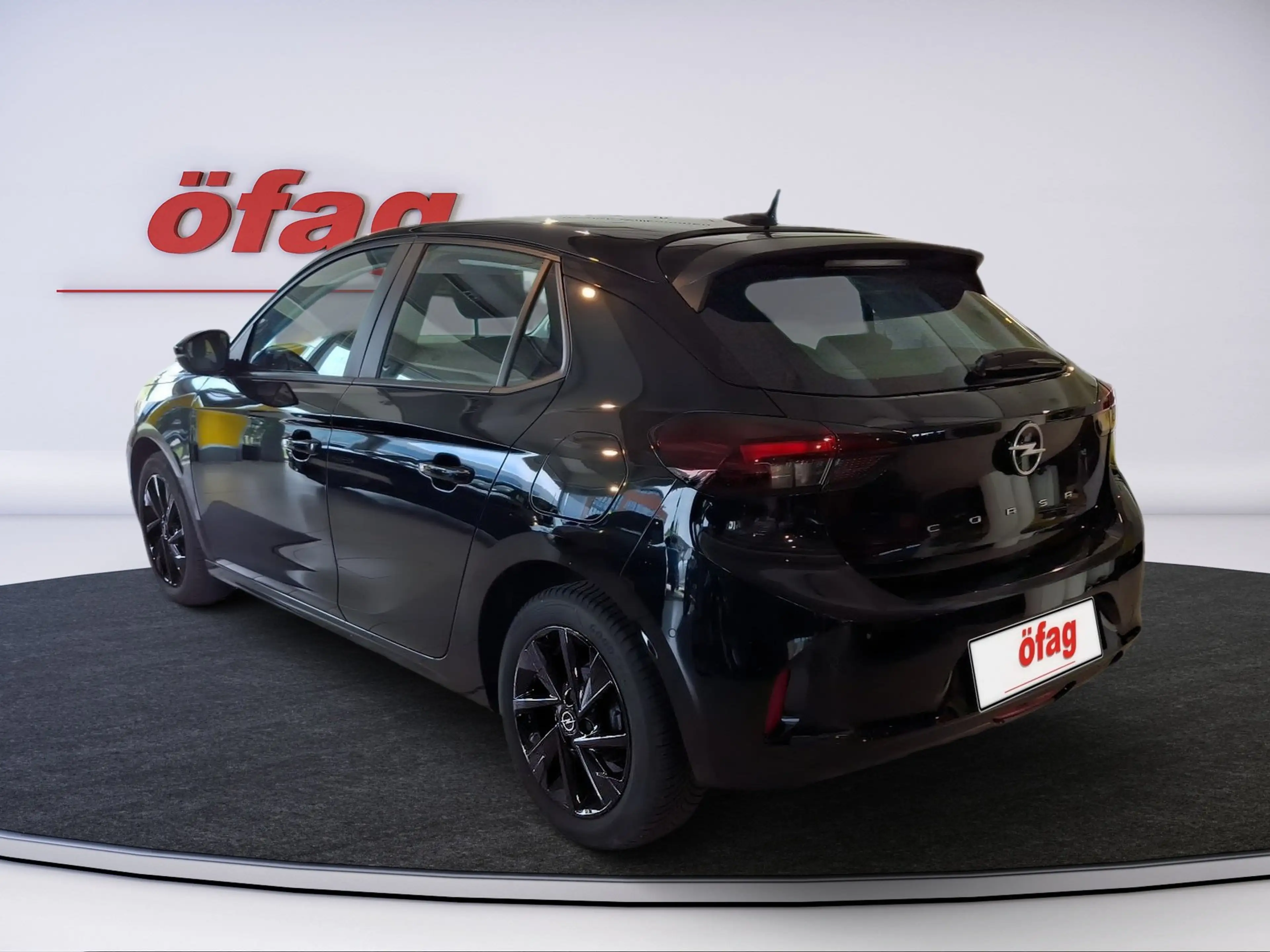 Opel Corsa F 1.2 LED+SHZ+Fernlichtass.+Kam.+LM+PDC — photo 4