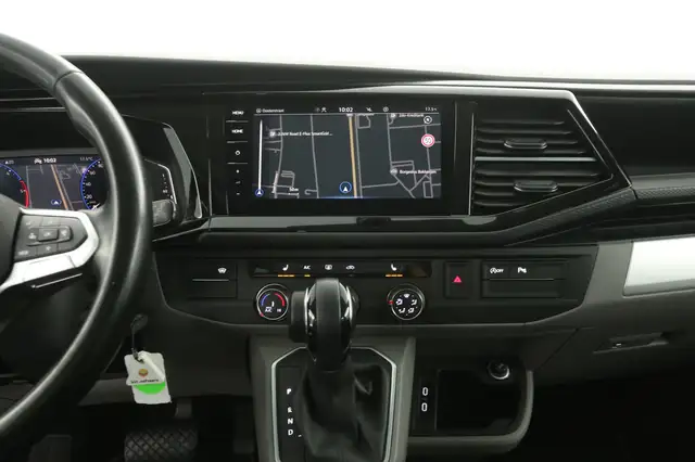 Volkswagen Transporter view 13