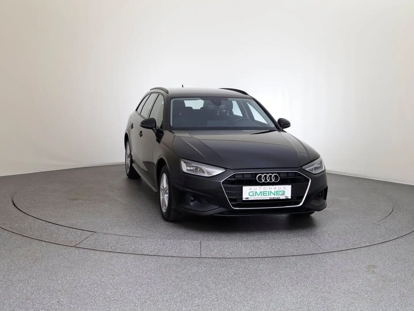 Audi A4 30 TDI Zwart - 2