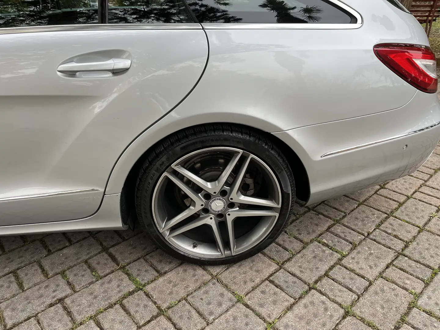 Mercedes-Benz CLS 250 Shooting Brake d (bt) Sport auto - 2