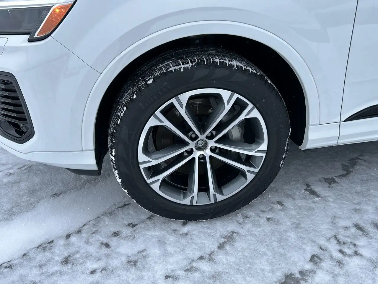 Audi Q7 снимка Audi Q7
