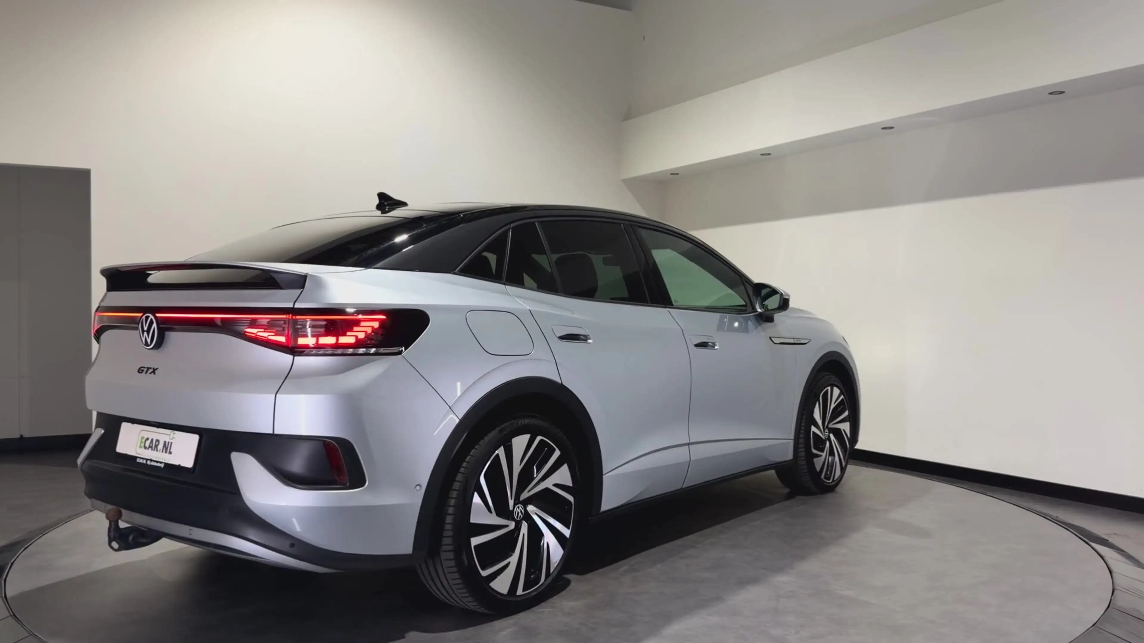 Volkswagen ID.5 GTX 77 kWh | SOH 92% | ACC | Panoramadak | Keyless — photo 3