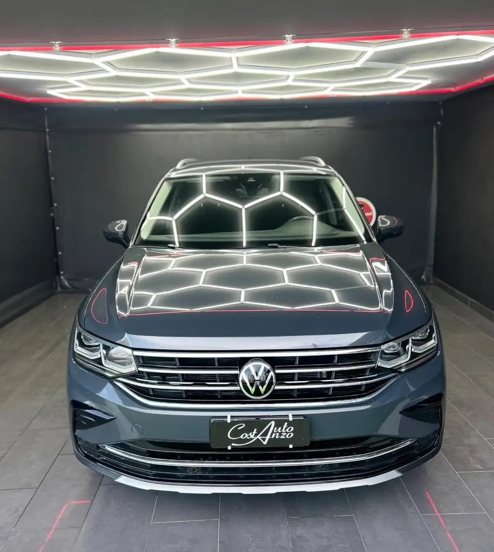 Volkswagen Tiguan 2.0 tdi  Elegance 150cv dsg Grigio - 2