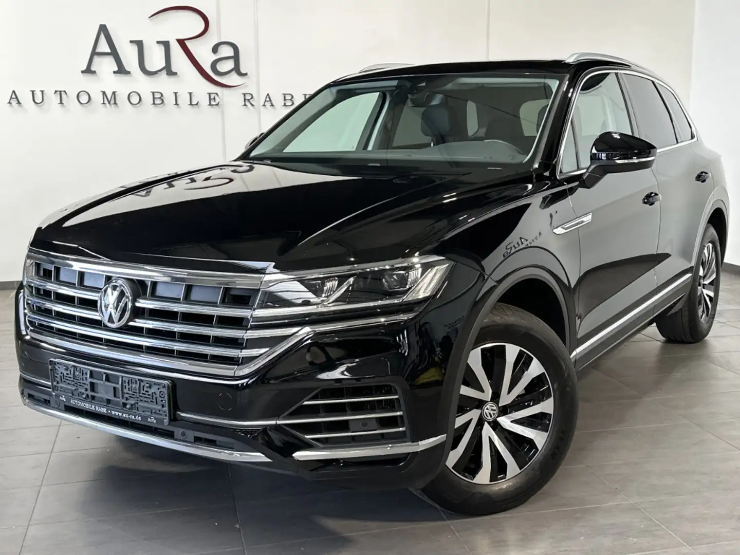 Volkswagen Touareg 3.0 TDI Elegance 4Motion NAV+LED+PANO+PP Schwarz - 2