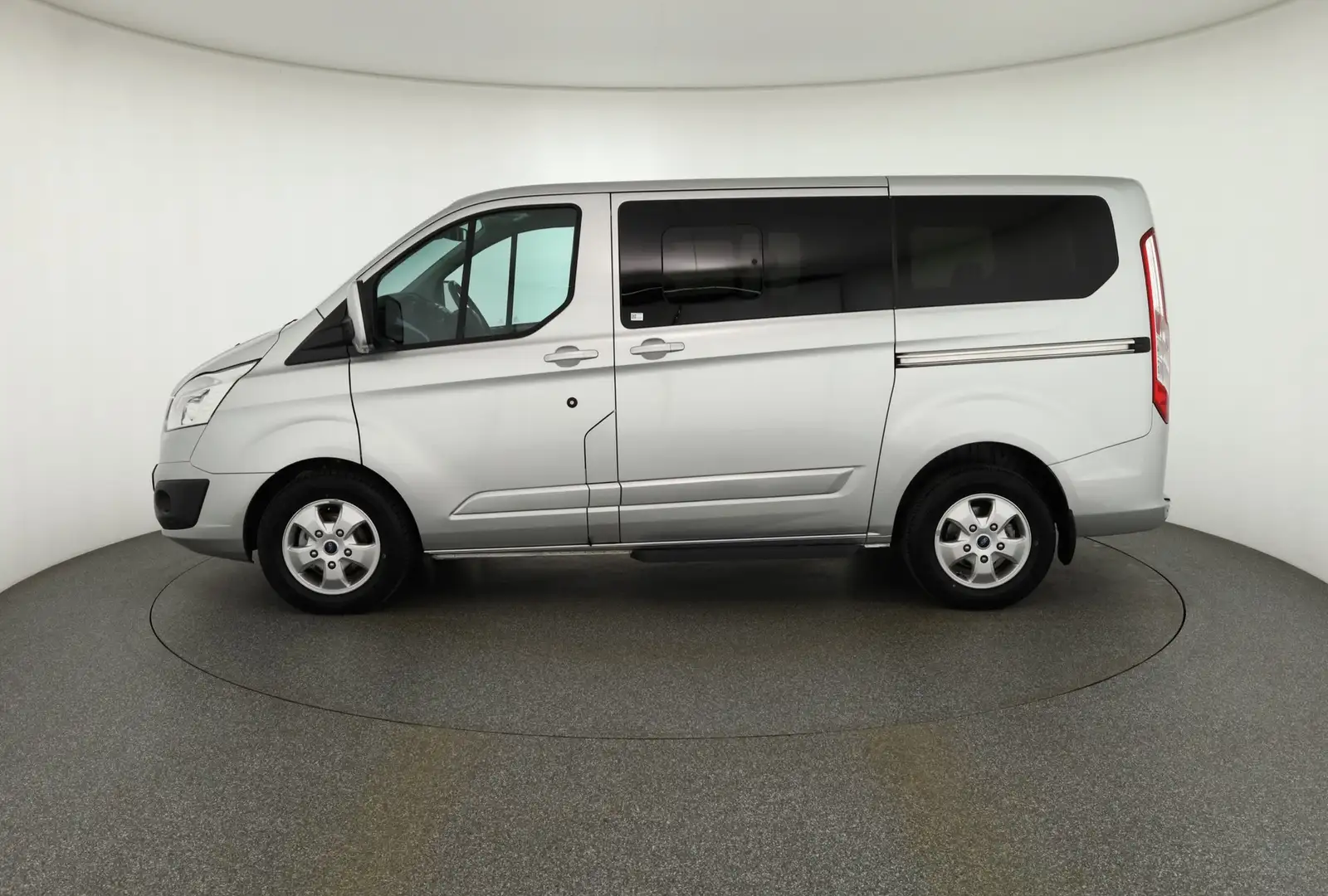 Ford Tourneo Custom 2.0 TDCi Titanium 9-Sitzer Kamera Argent - 2
