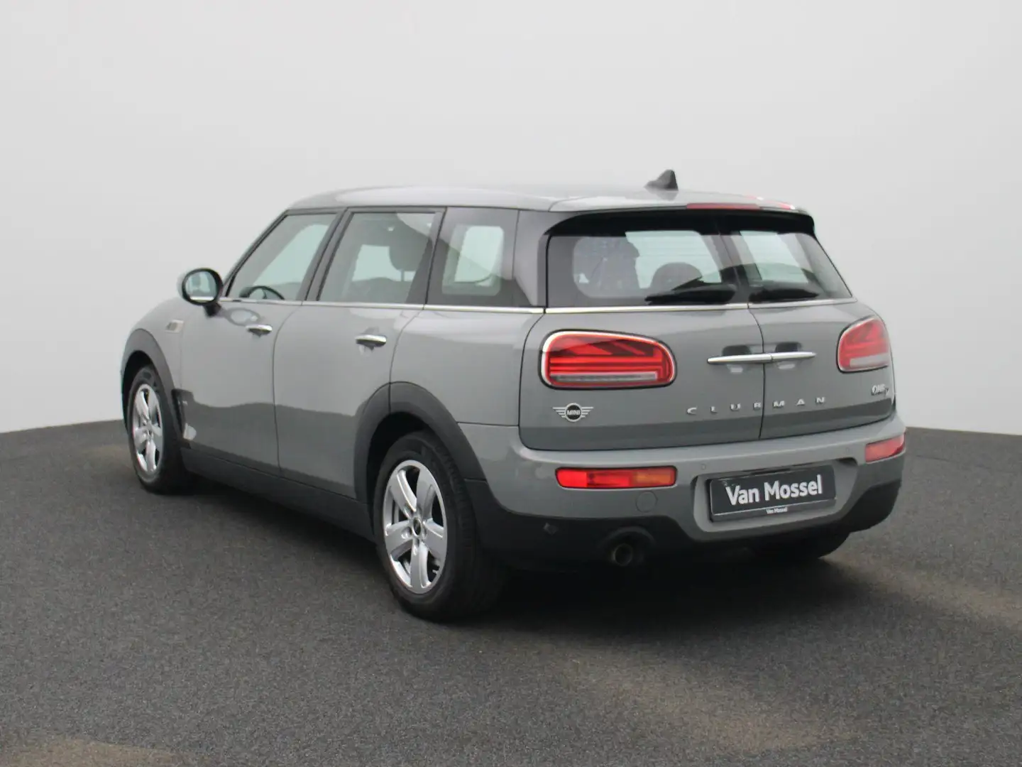 MINI One D Clubman (85 kW) Šedá - 2