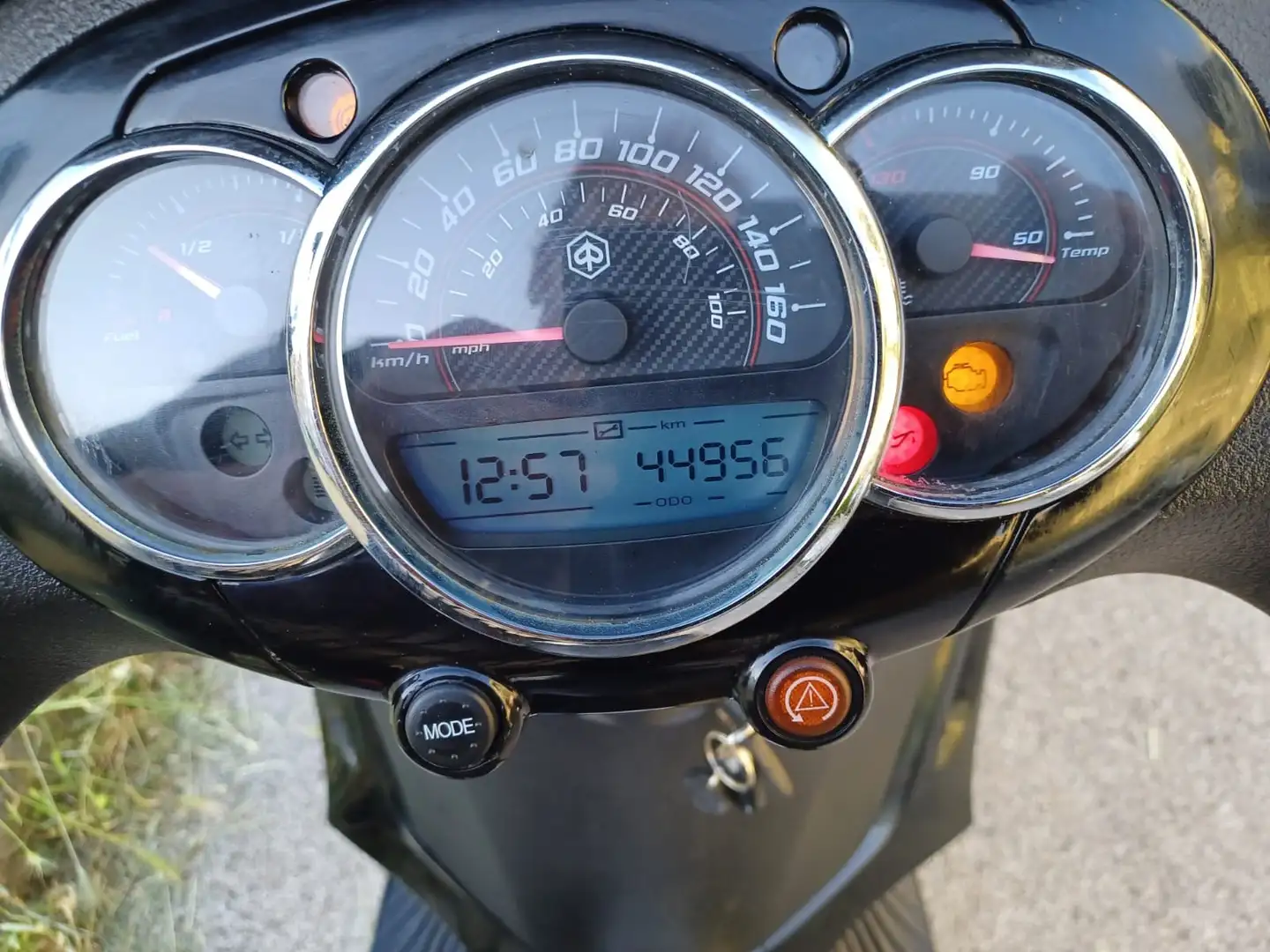 Piaggio Beverly 300 Police - 1