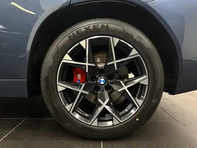 BMW X3 view 6