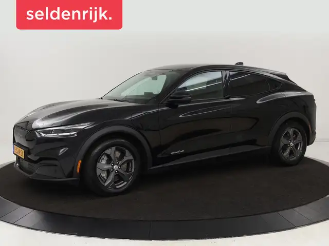Ford Mustang Mach-E RWD 75 kWh | Leder | Stoelverwarming | 360 Camera