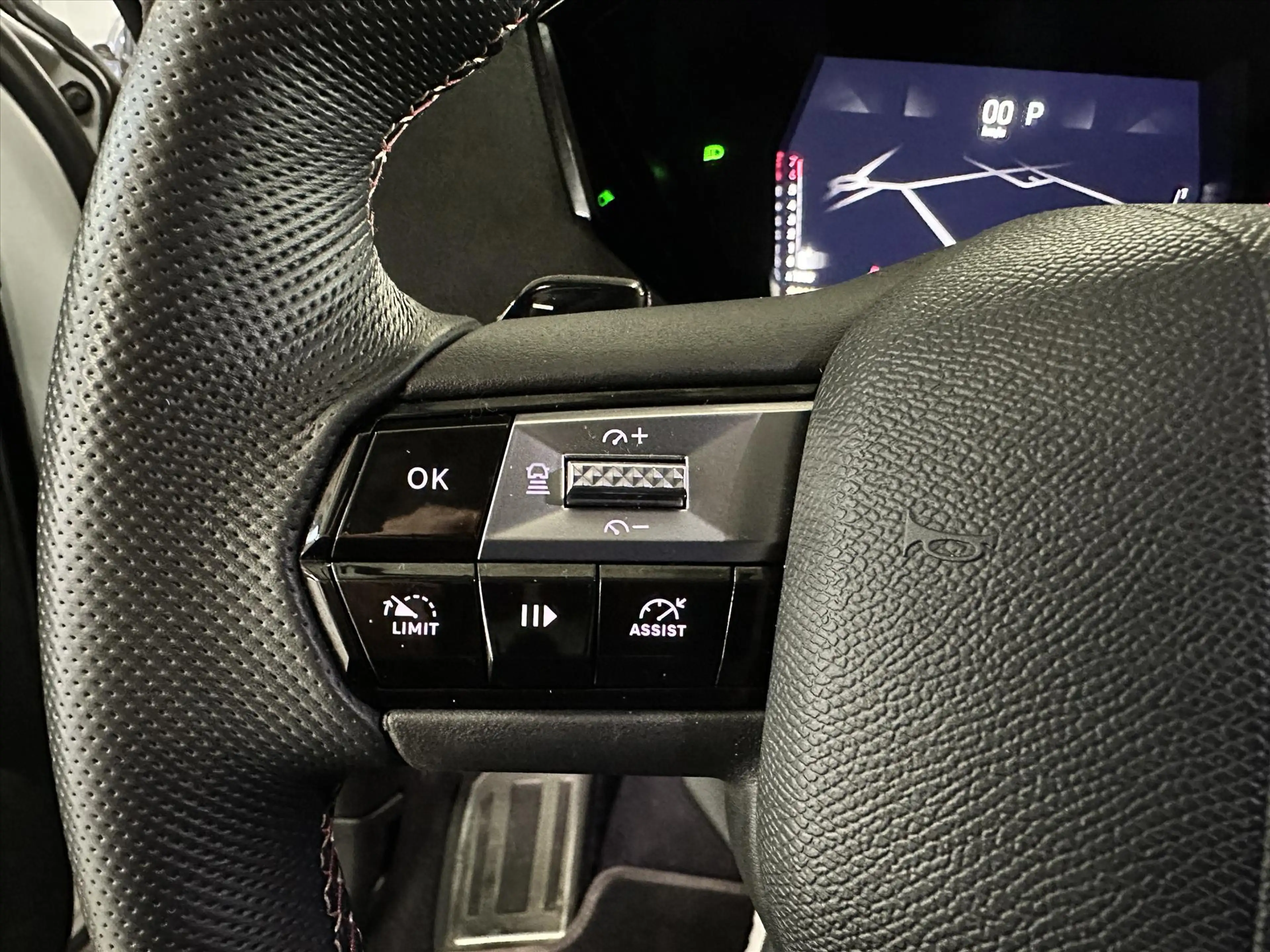 DS Automobiles DS 4 1.2 Puretech 130pk Automaat Performance Line *Navi — photo 12