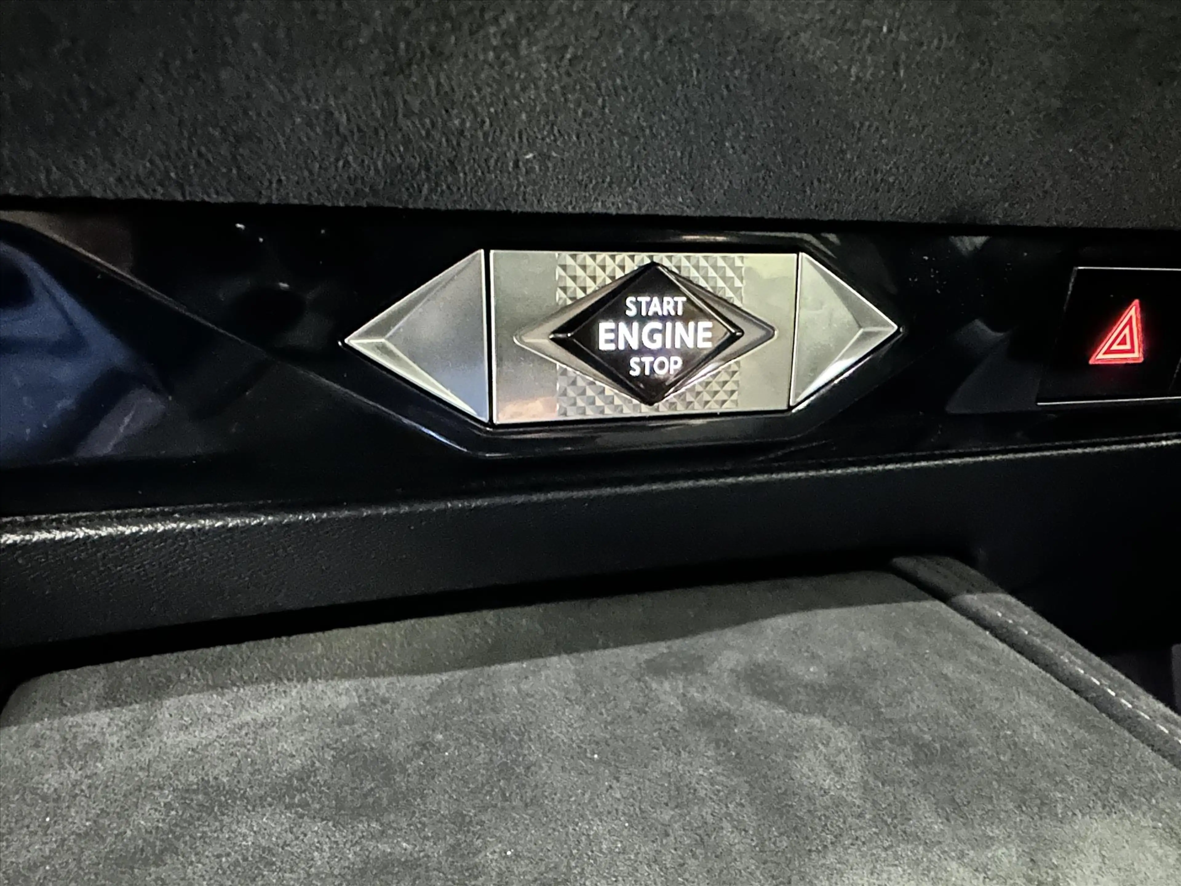 DS Automobiles DS 4 1.2 Puretech 130pk Automaat Performance Line *Navi — photo 14