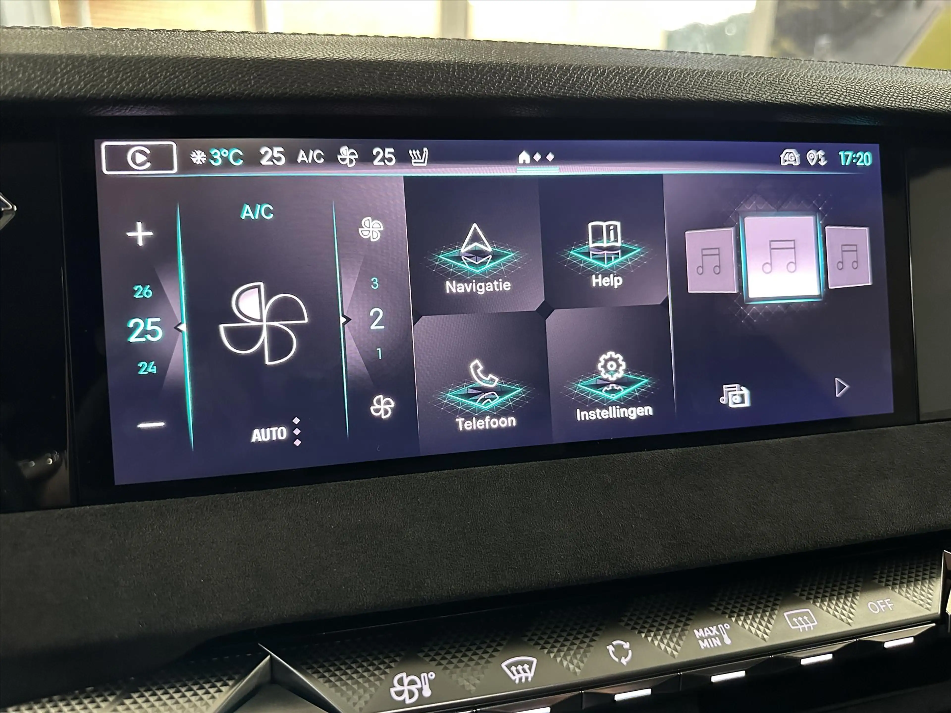 DS Automobiles DS 4 1.2 Puretech 130pk Automaat Performance Line *Navi — photo 9