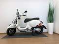 Vespa GTS Super Sport 310 310Supersport inkl.BlackPaketFABIONI ,300,-ZBGS Bílá - thumbnail 2