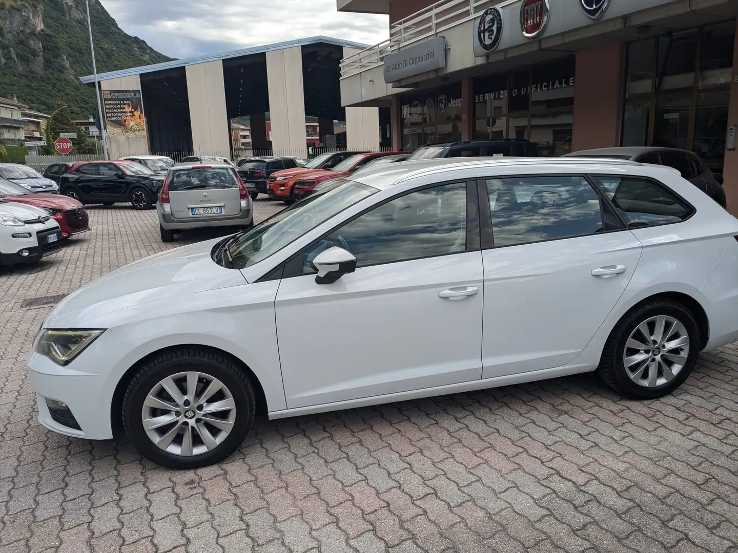 SEAT Leon ST 1.6 tdi cr Style s Blanc - 1