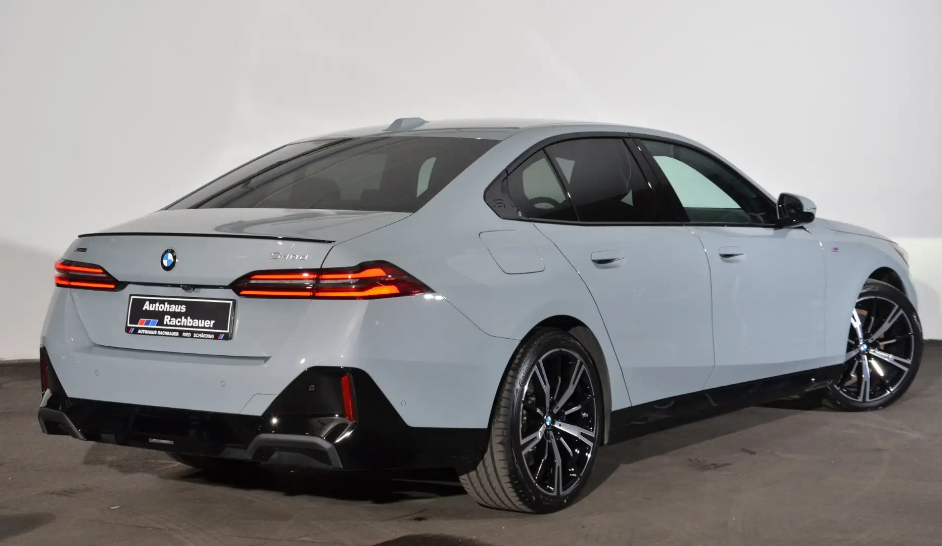 BMW 540 d xDrive Grau - 2