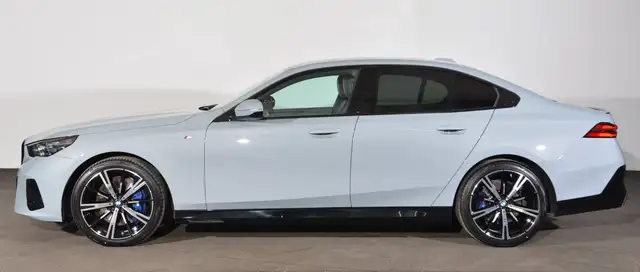 BMW 540 d xDrive Ansicht 3