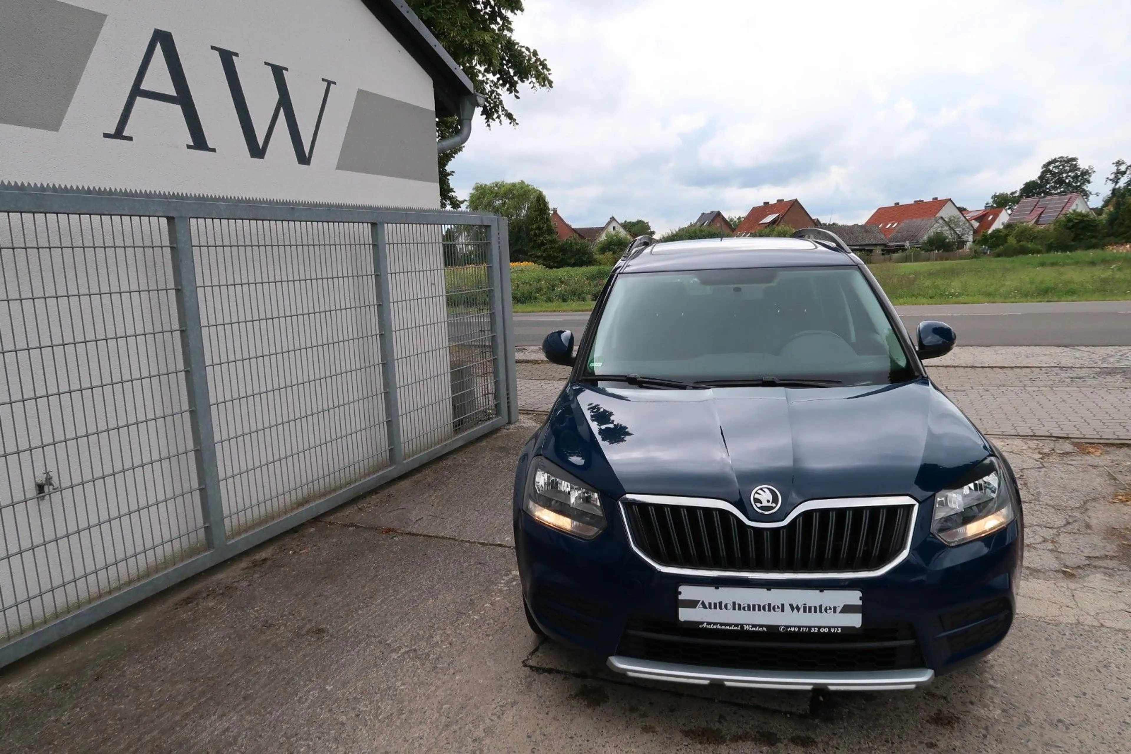 Skoda Yeti Active|1.Hand|S.Heft|Panorama|Euro 6 — photo 2