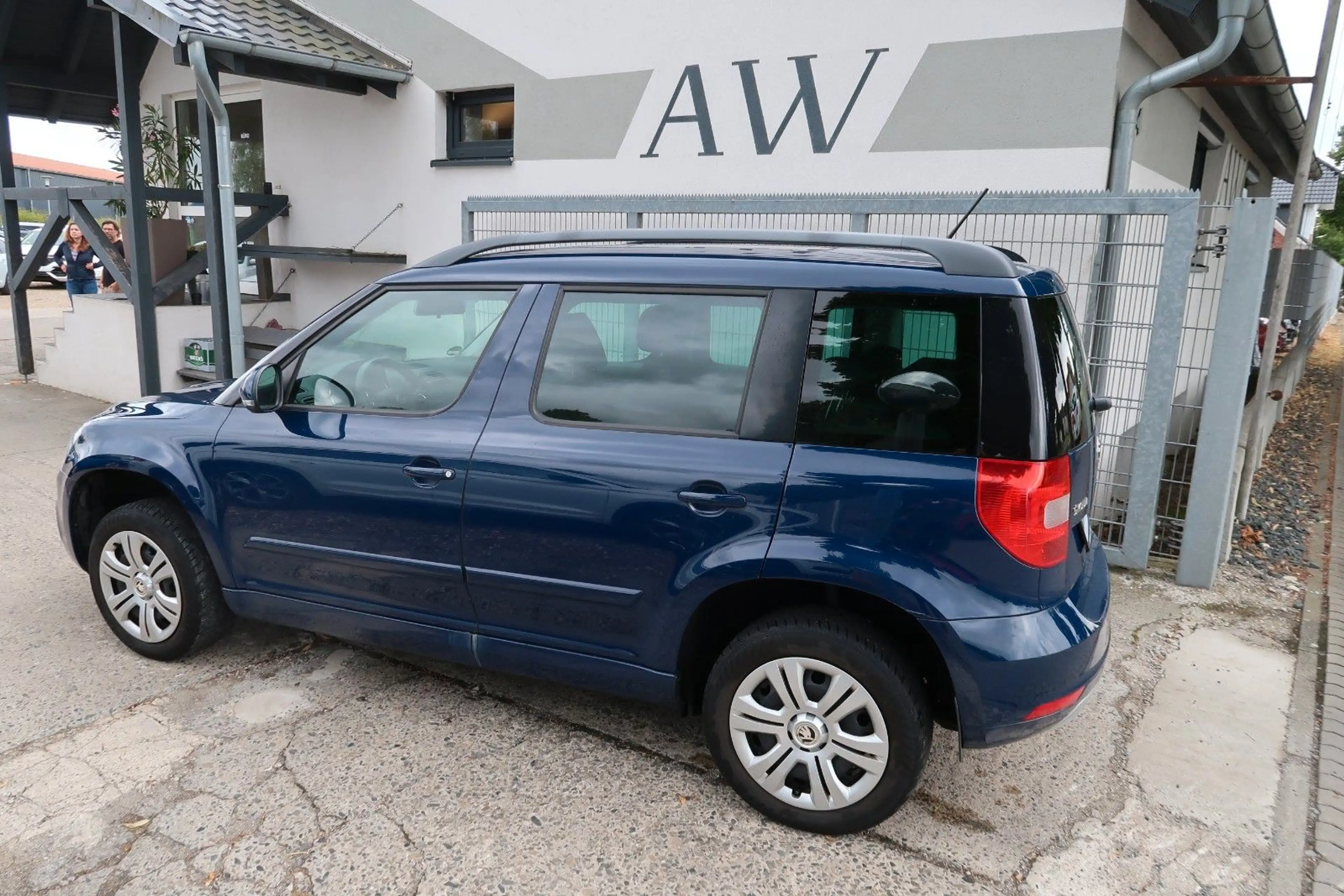 Skoda Yeti Active|1.Hand|S.Heft|Panorama|Euro 6 — photo 6