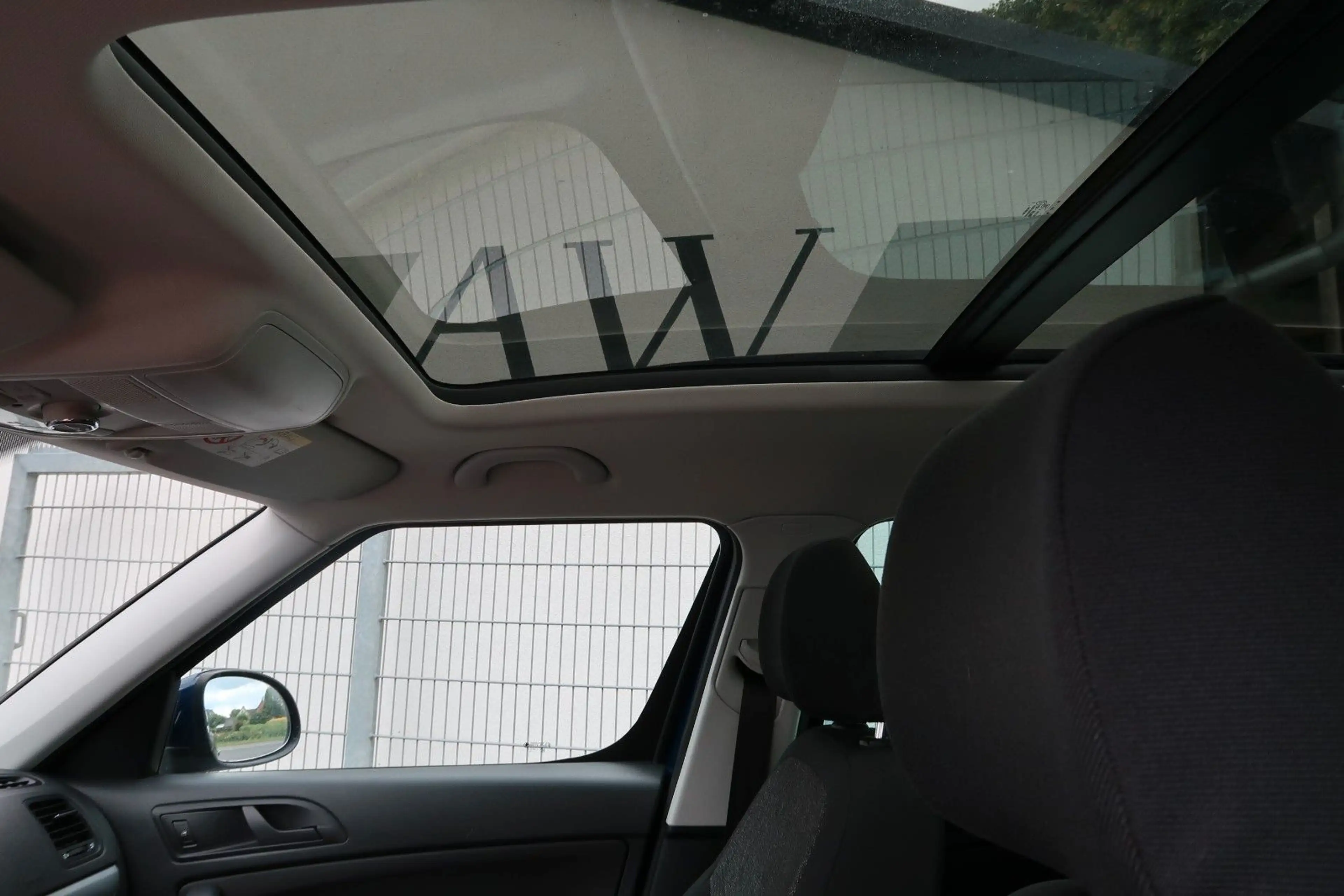 Skoda Yeti Active|1.Hand|S.Heft|Panorama|Euro 6 — photo 11
