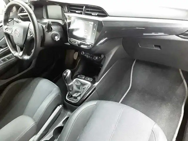 Opel Corsa view 9