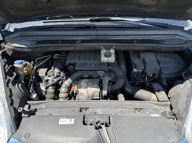 Citroen C4 Picasso view 19