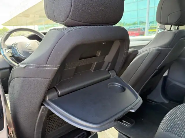 Citroen C4 Picasso view 9