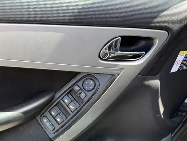 Citroen C4 Picasso view 17
