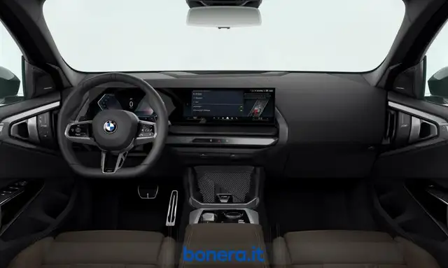 BMW X3 view 4