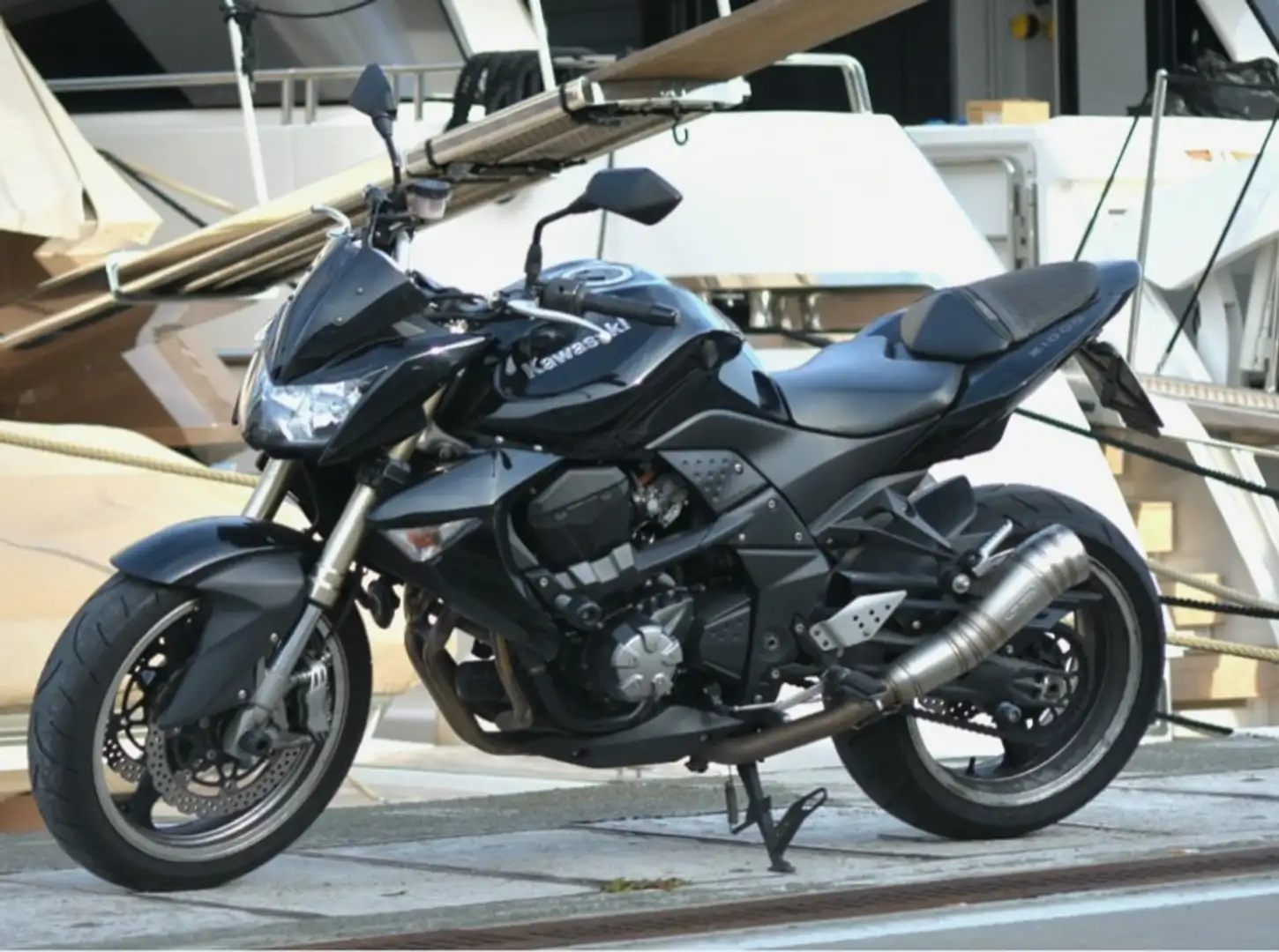 Kawasaki Z 1000 Negru - 1