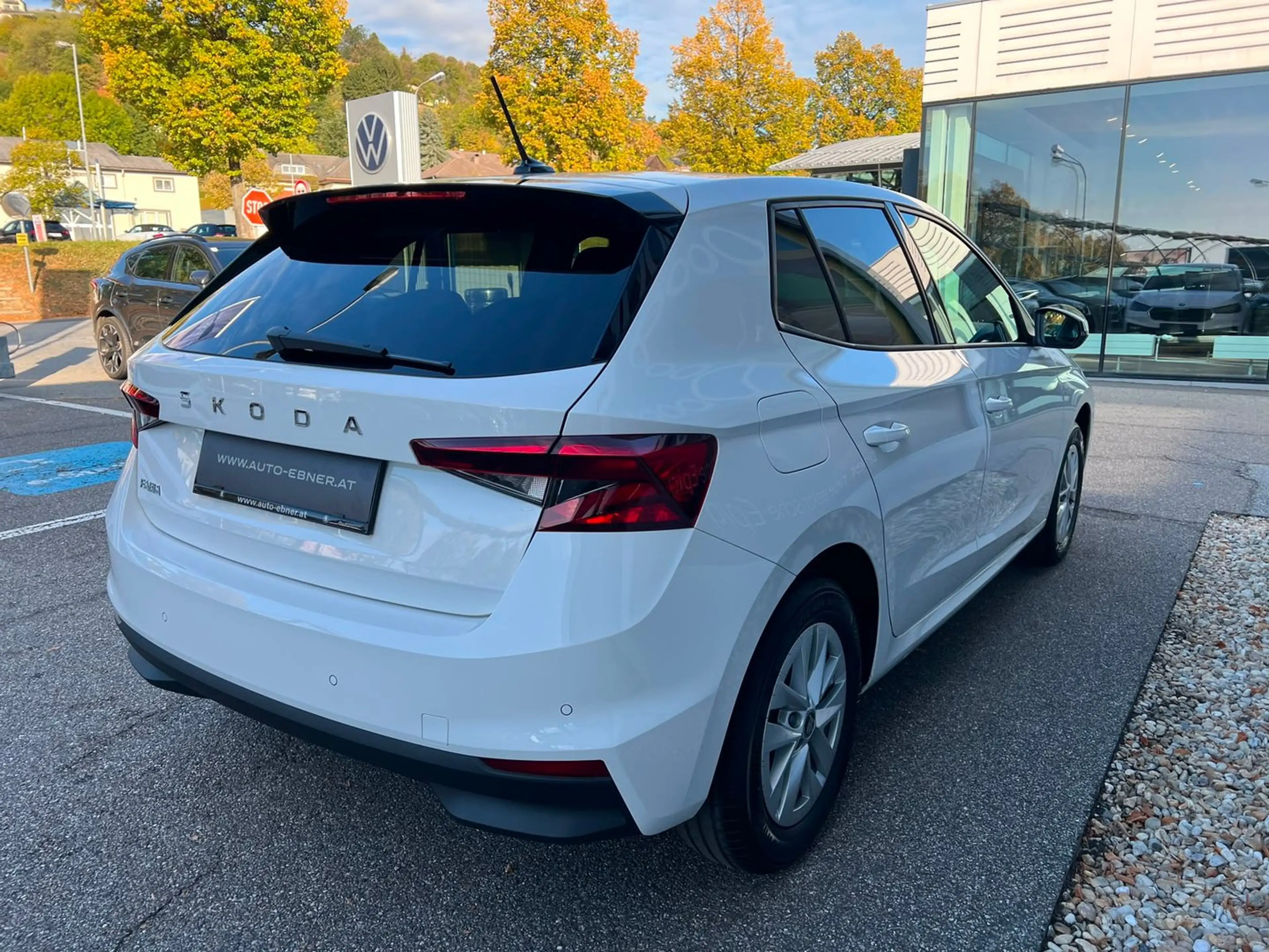 Skoda Fabia Essence TSI — photo 3