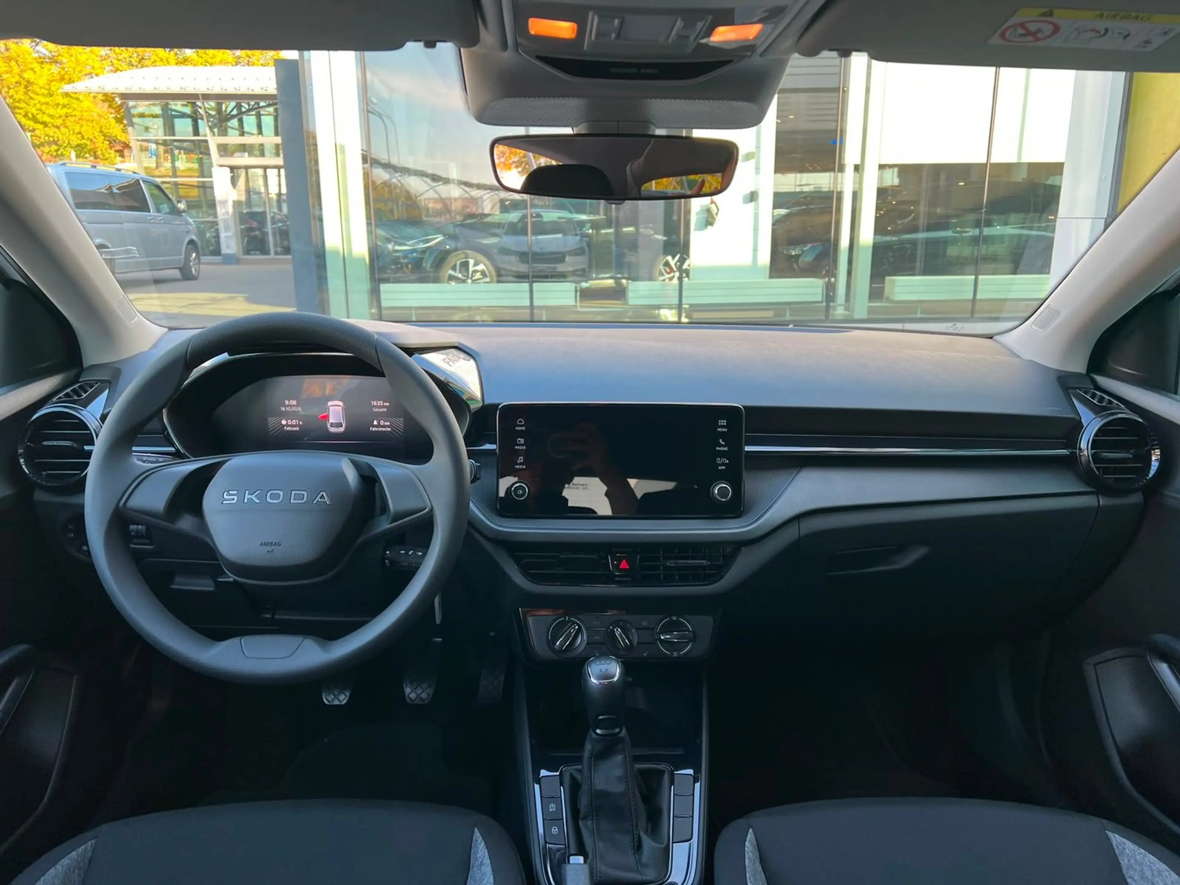 Skoda Fabia Essence TSI — photo 7