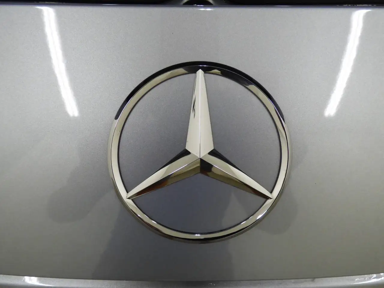 Mercedes-Benz SL снимка Mercedes-Benz SL