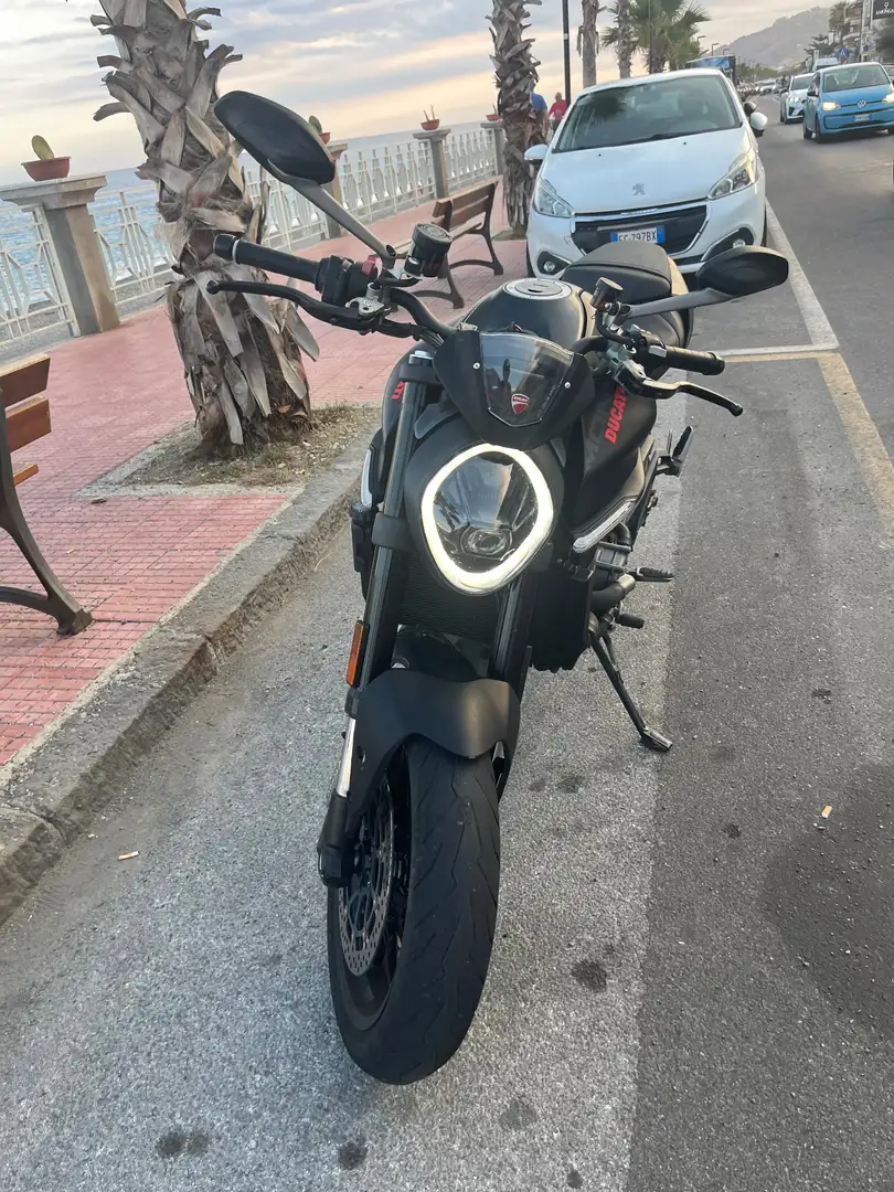 Ducati Monster 937 Nero - 1
